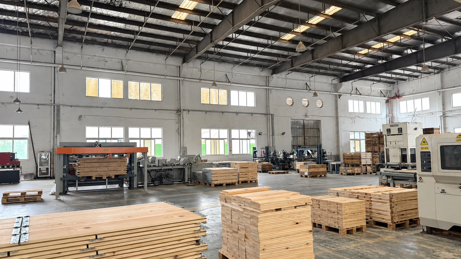 Pallet collar production floor at the Suzhou manufacturing base